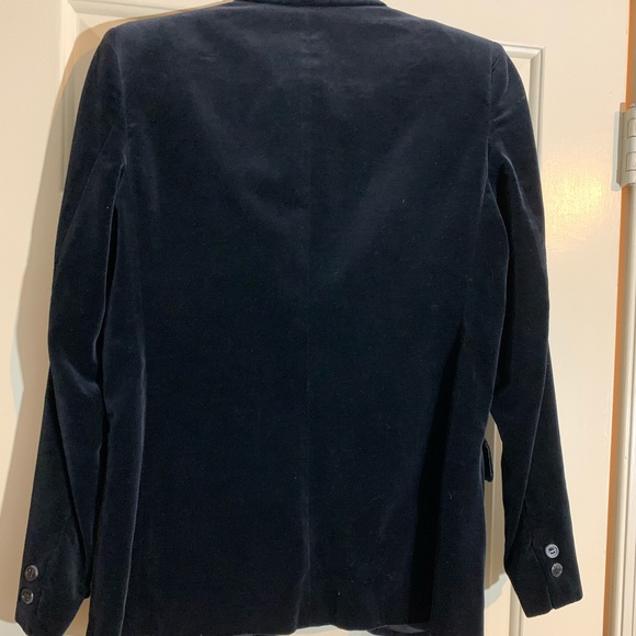 VTG classic black velvet blazer w/pocket detail - Picture 3 of 8